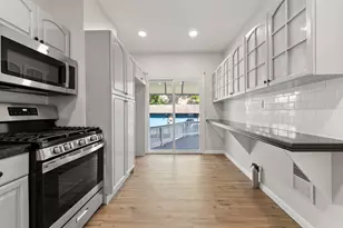 658 Liberty Ave, Jersey City, NJ 07307 - Photo 11