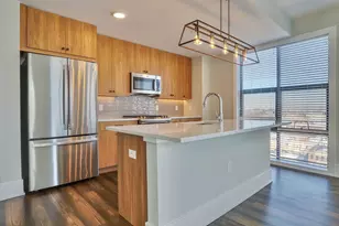 32 Oakland Ave, Jersey City, NJ 07306 - Photo 9