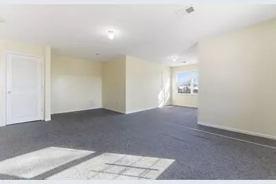 30 Elm Ct, Bayonne, NJ 07002 - Photo 21