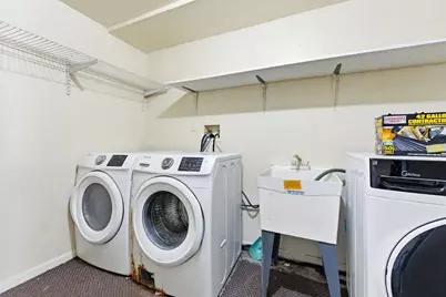 30 Elm Ct, Bayonne, NJ 07002 - Photo 41