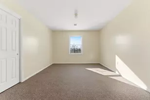 30 Elm Ct, Bayonne, NJ 07002 - Photo 33