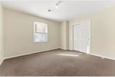 30 Elm Ct, Bayonne, NJ 07002 - Photo 15