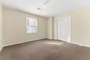 30 Elm Ct, Bayonne, NJ 07002 - Photo 15