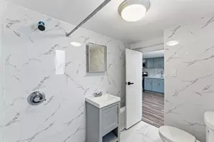 176 Thorne St, Jersey City, NJ 07307 - Photo 7