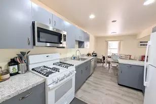 125 Riverview Ct, Secaucus, NJ 07094 - Photo 9