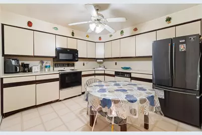 1906 Paterson Plank Rd #3D, North Bergen, NJ 07047 - Photo 3