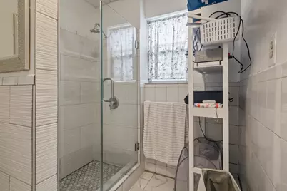 725 17th St, Union City, NJ 07087 - Photo 19