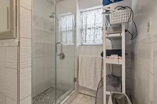 725 17th St, Union City, NJ 07087 - Photo 19