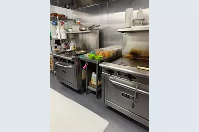 104 Wayne St, Jersey City, NJ 07302 - Photo 11