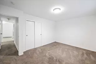 22 Acorn Rd, Secaucus, NJ 07094 - Photo 9