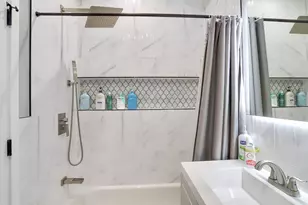 299 Columbia Ave, Jersey City, NJ 07307 - Photo 17