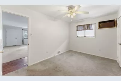 229 Centre Ave, Secaucus, NJ 07094 - Photo 21