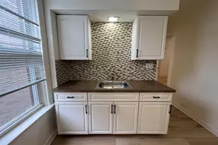 329 Centre Ave, Secaucus, NJ 07094 - Photo 11