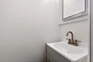 39 Willow St, Bayonne, NJ 07002 - Photo 15