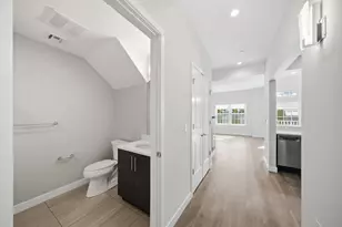 764 New Bridge Rd, Teaneck Township, NJ 07666 - Photo 15