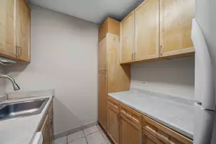 7000 Blvd E, Guttenberg, NJ 07093 - Photo 9