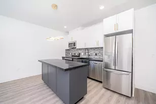 211 Baldwin Ave, Jersey City, NJ 07306 - Photo 3