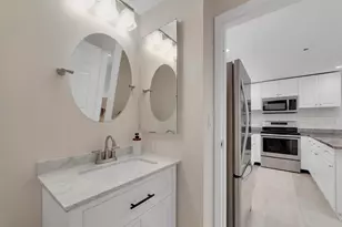 2 Constitution Ct, Hoboken, NJ 07030 - Photo 13