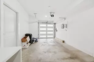 131 Zabriskie St, Jersey City, NJ 07307 - Photo 33