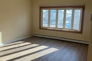 571 Avenue A, Bayonne, NJ 07002 - Photo 3