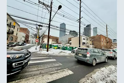 173 Baldwin Ave, Jersey City, NJ 07306 - Photo 7