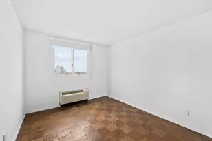 100 Manhattan Ave, Union City, NJ 07087 - Photo 13