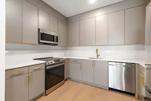 35 Orchard St, Jersey City, NJ 07306 - Photo 3