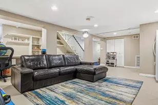 100 Charles St, Jersey City, NJ 07307 - Photo 43