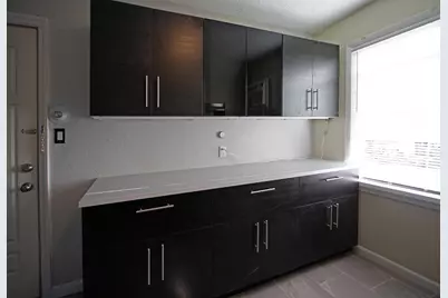 24-26 East 32nd St #3R, Bayonne, NJ 07002 - Photo 5
