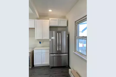 632 Chase Ave #2, Lyndhurst Township, NJ 07071 - Photo 3