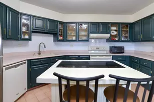 525 Harmon Cove Tower, Secaucus, NJ 07094 - Photo 5