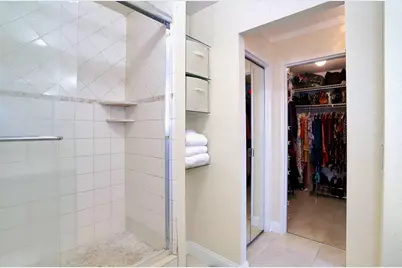 525 Harmon Cove Tower #525, Secaucus, NJ 07094 - Photo 29