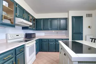 525 Harmon Cove Tower, Secaucus, NJ 07094 - Photo 7