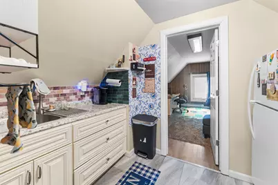 802 Avenue A, Bayonne, NJ 07002 - Photo 33