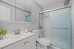 1225 Kennedy Blvd, Bayonne, NJ 07002 - Photo 17