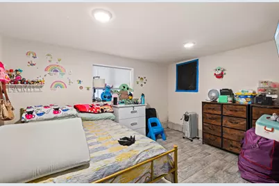 2008 41st St, North Bergen, NJ 07047 - Photo 11