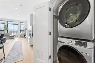 103 Orient Ave, Jersey City, NJ 07304 - Photo 29