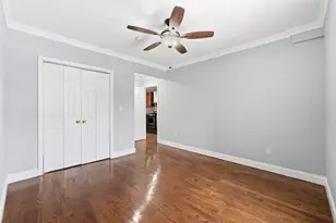 168 New York Ave, Jersey City, NJ 07307 - Photo 17