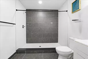 225 Freeman Ave, Jersey City, NJ 07306 - Photo 15