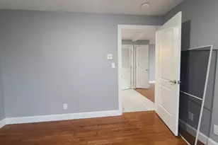 100 Griffith St, Jersey City, NJ 07307 - Photo 9