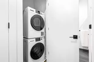 99 Storms Ave, Jersey City, NJ 07306 - Photo 9