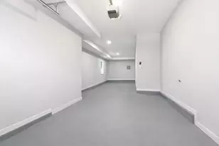 114 Bleecker St, Jersey City, NJ 07307 - Photo 25