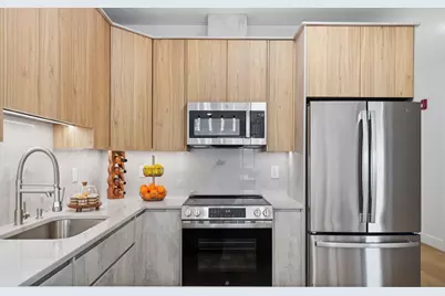 8800 Kennedy Blvd #201, North Bergen, NJ 07047 - Photo 11