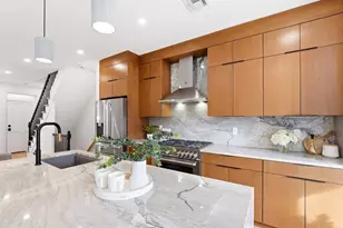 207 4th St, Jersey City, NJ 07302 - Photo 3