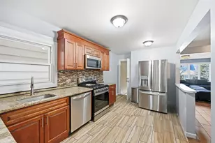 180 McAdoo Ave, Jersey City, NJ 07305 - Photo 5