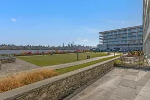 9 Somerset Ln, Edgewater, NJ 07020 - Photo 25