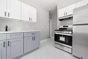 40 Bayview Ave, Jersey City, NJ 07305 - Photo 13