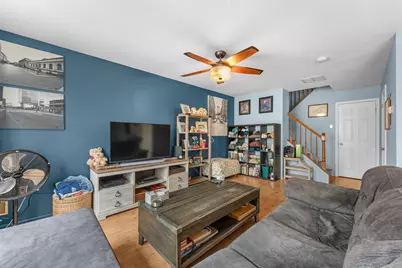 7 Cottonwood St, Jersey City, NJ 07305 - Photo 9