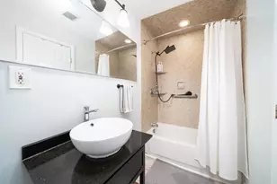 245 Griffith St, Jersey City, NJ 07307 - Photo 9