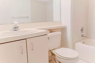 156 Cottonwood St, Jersey City, NJ 07305 - Photo 15